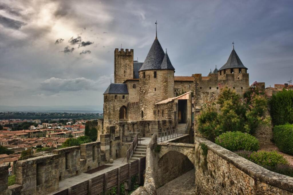 Charmant T2 En Coeur De Ville - 2 Lits + Lit Bebe - Wifi - Imprimante Carcassonne Luaran gambar