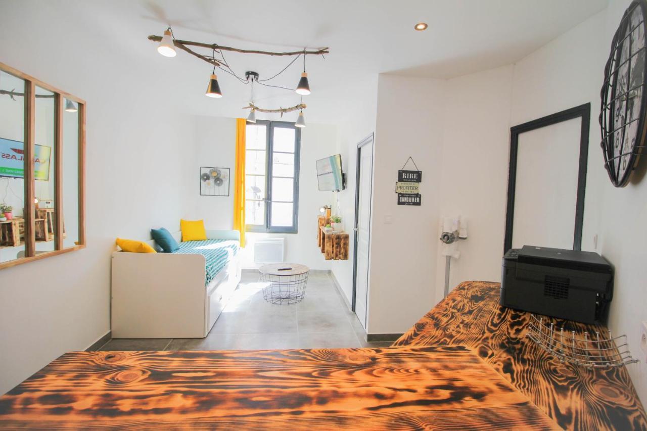 Charmant T2 En Coeur De Ville - 2 Lits + Lit Bebe - Wifi - Imprimante Carcassonne Luaran gambar