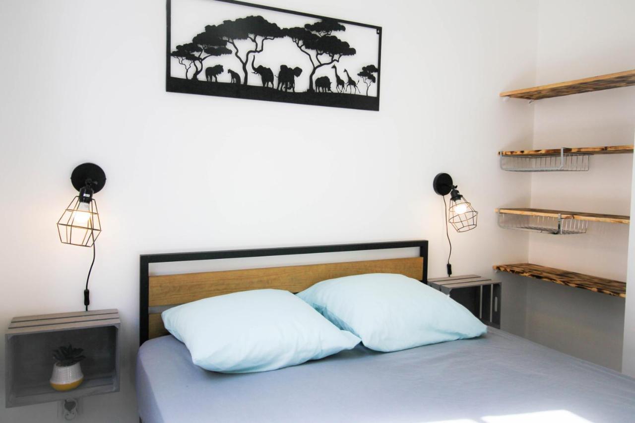 Charmant T2 En Coeur De Ville - 2 Lits + Lit Bebe - Wifi - Imprimante Carcassonne Luaran gambar